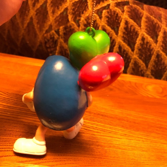 🎄SALE Blue Peanut M&M Resin Christmas Ornament & Green & Red Heart Balloons - Picture 3 of 8
